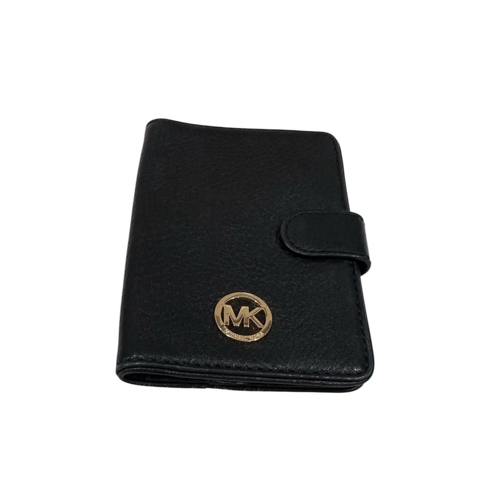 Michael Kors Charm Small Tab Compact Pocket Wallet